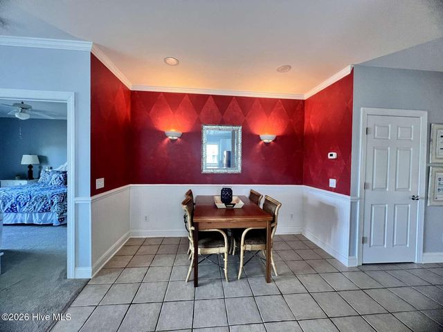 2555 St James Drive SE Unit 303, Oak Island, NC 28461