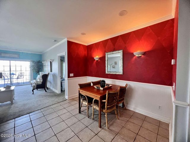 2555 St James Drive SE Unit 303, Oak Island, NC 28461