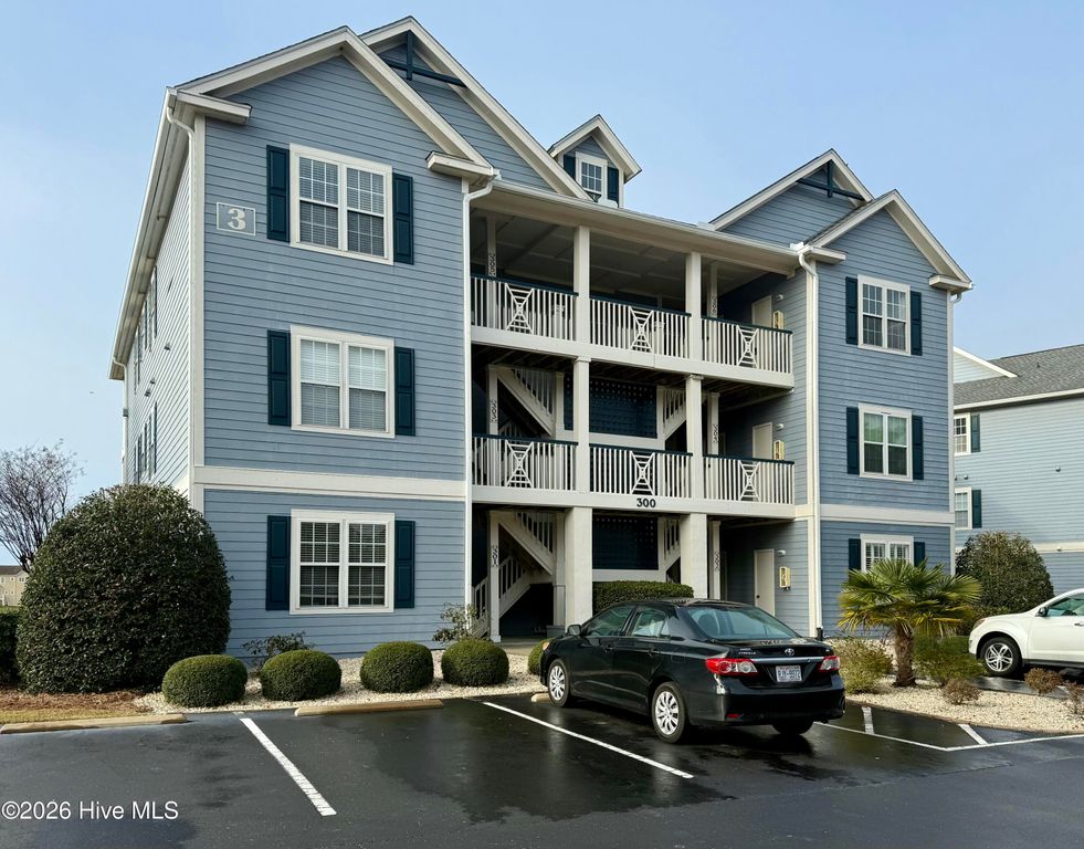 2555 St James Drive SE Unit 303, Oak Island, NC 28461