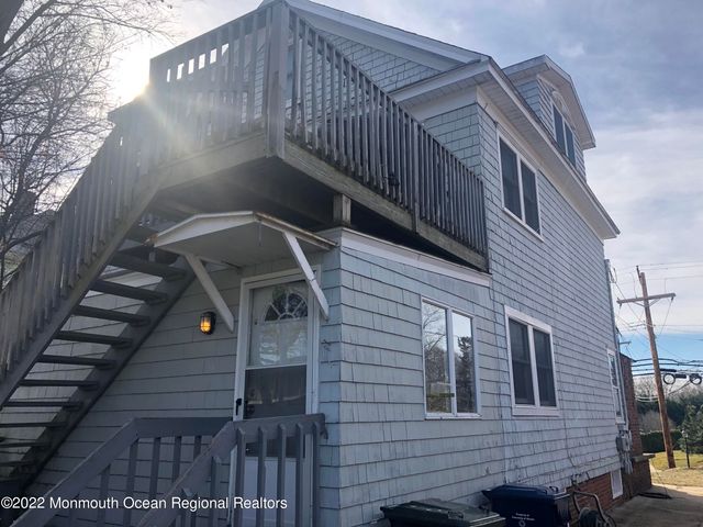 267 Roosevelt Avenue, Oakhurst, NJ 07755