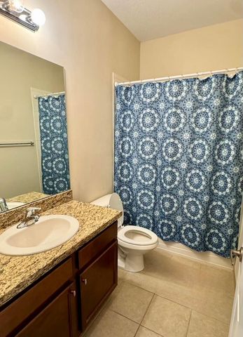 136 Monterey Bay Drive, Boynton Beach, FL 33426