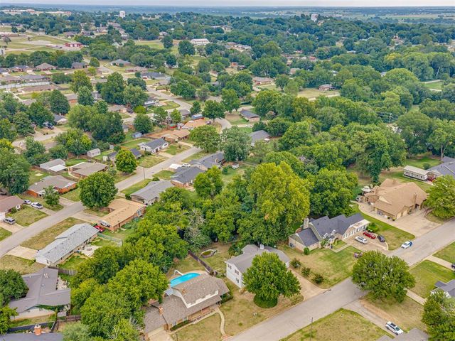 823 W Adams Street, Purcell, OK 73080
