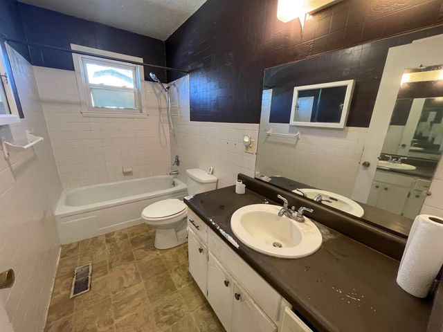 111 Humphrey Lane, Salem, AR 72576