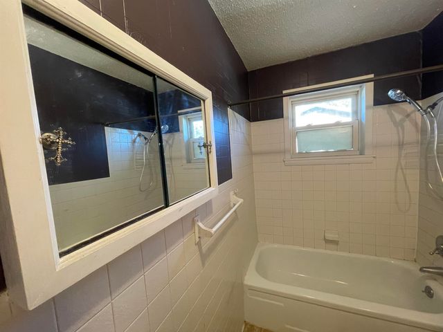 111 Humphrey Lane, Salem, AR 72576