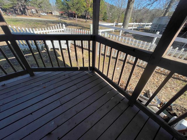 111 Humphrey Lane, Salem, AR 72576