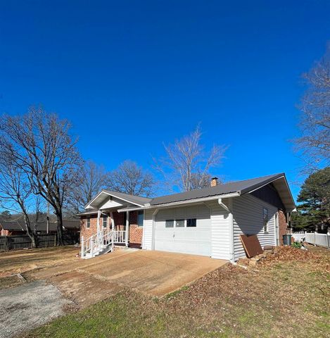 111 Humphrey Lane, Salem, AR 72576