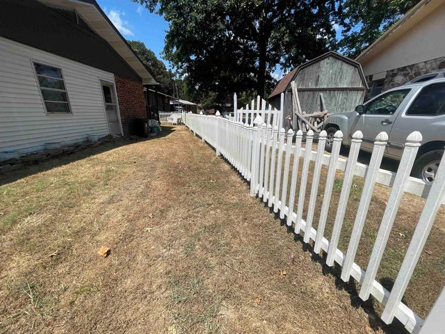 111 Humphrey Lane, Salem, AR 72576