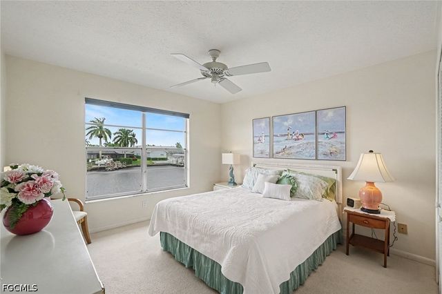 1705 Beach PKWY 206, Cape Coral, FL 33904