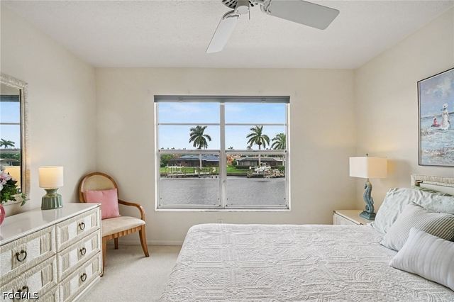 1705 Beach PKWY 206, Cape Coral, FL 33904