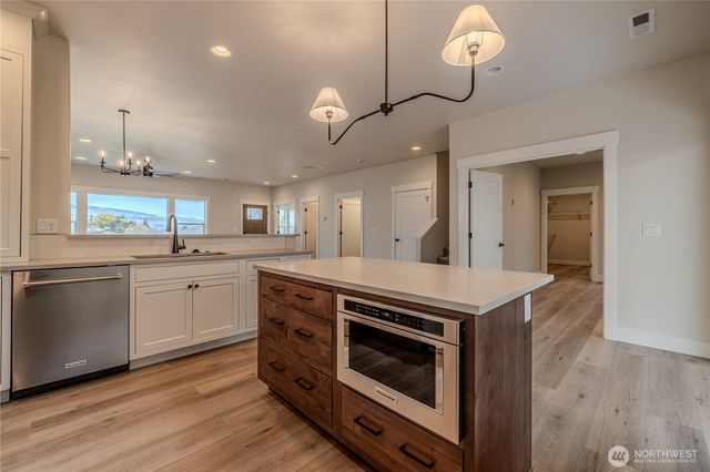 1919 Westhaven, Wenatchee, WA 98801