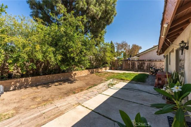 14394 Hillcrest, Fontana, CA 92337