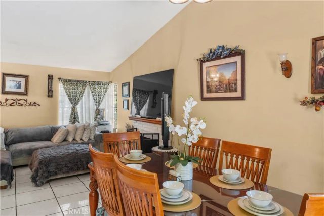 14394 Hillcrest, Fontana, CA 92337