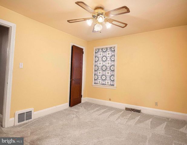 518 N PARADISE RD, Aberdeen, MD 21001