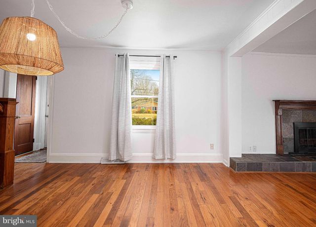 518 N PARADISE RD, Aberdeen, MD 21001