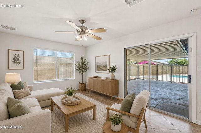 5538 W HARTFORD Avenue, Glendale, AZ 85308