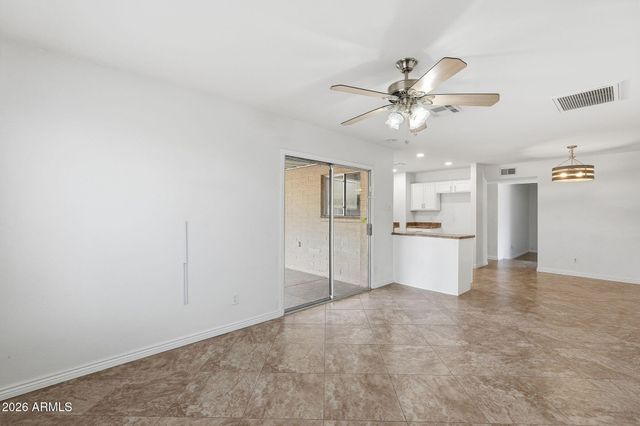 5538 W HARTFORD Avenue, Glendale, AZ 85308