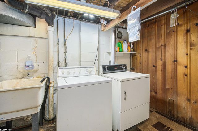 21705 Fresard Street, St Clair Shores, MI 48080