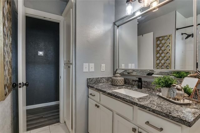 917 NW 15th Street, Moore, OK 73160