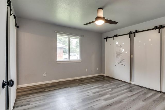 917 NW 15th Street, Moore, OK 73160
