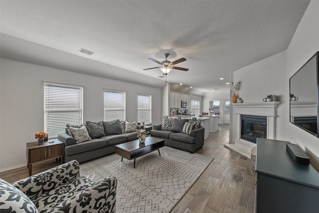 5833 Dew Plant Way, Fort Worth, TX 76123