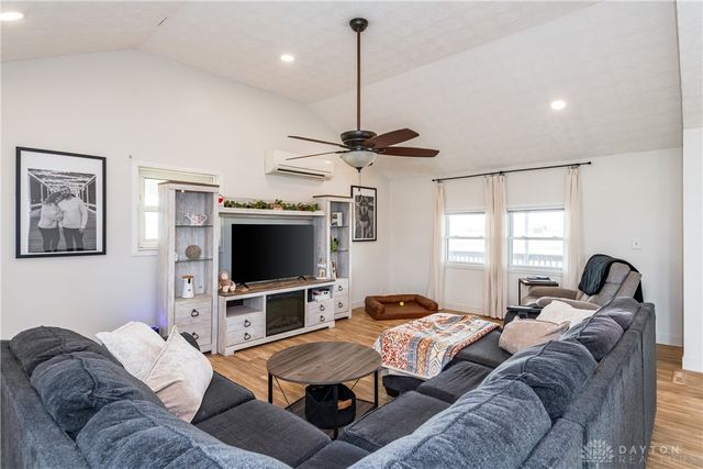 7177 Upper Miamisburg Road, Miamisburg, OH 45342