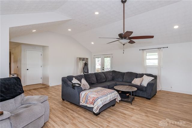 7177 Upper Miamisburg Road, Miamisburg, OH 45342