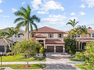 9725 Blue Isle Bay, Parkland, FL 33076