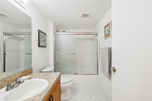 13800 SW 14th St 103C, Pembroke Pines, FL 33027