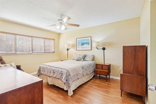 13800 SW 14th St 103C, Pembroke Pines, FL 33027