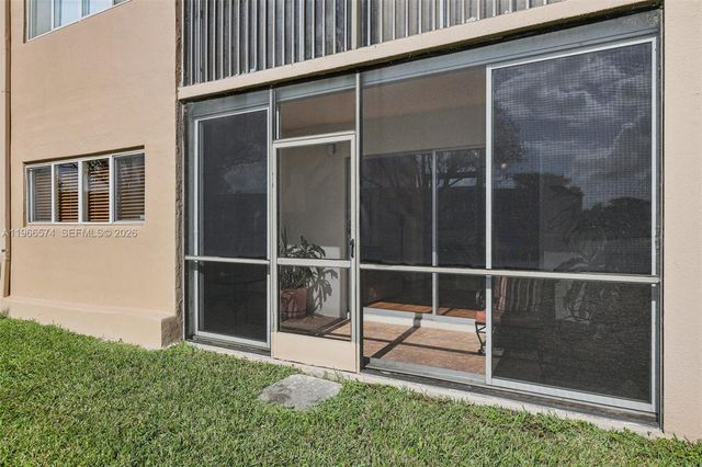 13800 SW 14th St 103C, Pembroke Pines, FL 33027