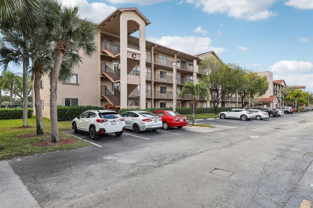 13800 SW 14th St 103C, Pembroke Pines, FL 33027