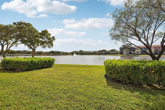 13800 SW 14th St 103C, Pembroke Pines, FL 33027