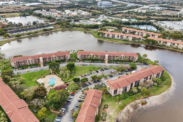 13800 SW 14th St 103C, Pembroke Pines, FL 33027