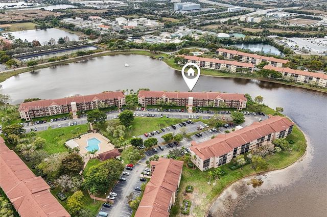 13800 SW 14th St 103C, Pembroke Pines, FL 33027