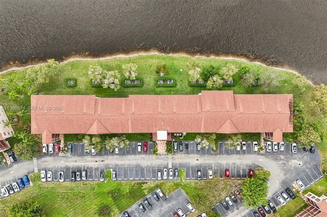 13800 SW 14th St 103C, Pembroke Pines, FL 33027