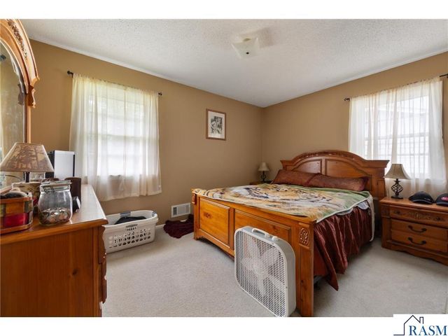9142 S 1st Avenue, Bloomington, MN 55420