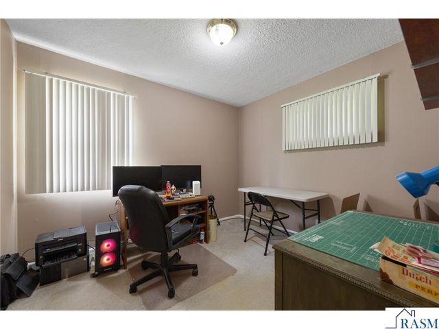 9142 S 1st Avenue, Bloomington, MN 55420