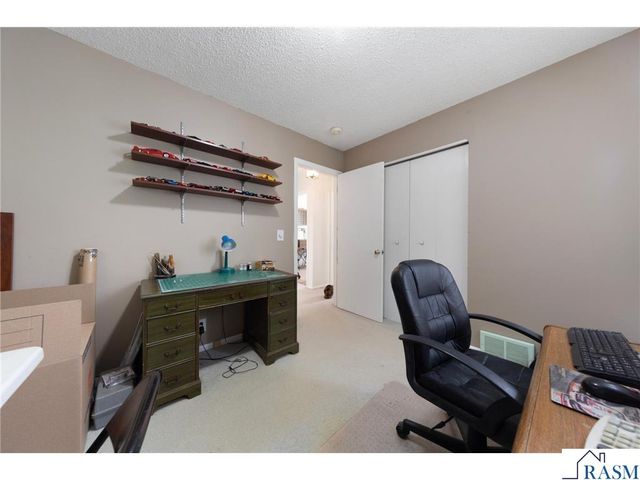 9142 S 1st Avenue, Bloomington, MN 55420