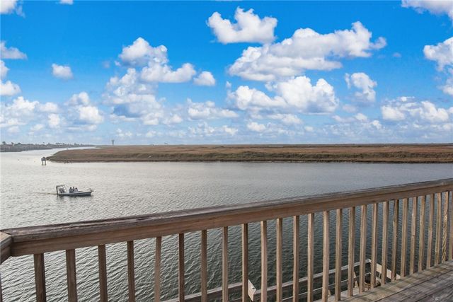 15354 Cartagena Ct, Corpus Christi, TX 78418