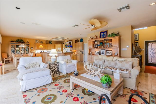 15354 Cartagena Ct, Corpus Christi, TX 78418