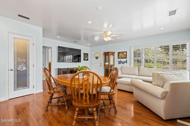 4518 E Stearns Street, Long Beach, CA 90815