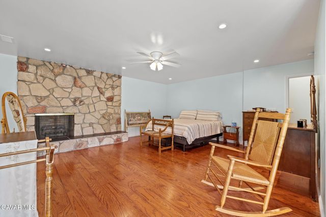 4518 E Stearns Street, Long Beach, CA 90815