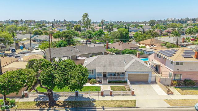 4518 E Stearns Street, Long Beach, CA 90815