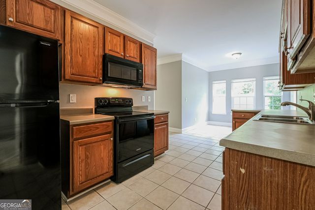 4617 River Road, Ellenwood, GA 30294