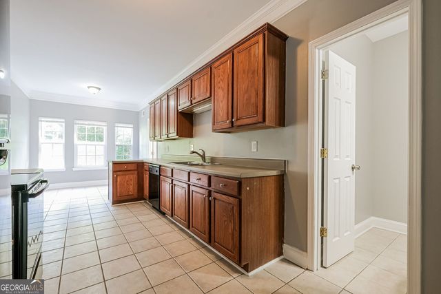 4617 River Road, Ellenwood, GA 30294