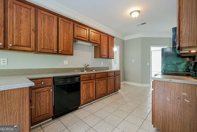 4617 River Road, Ellenwood, GA 30294