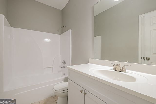 4617 River Road, Ellenwood, GA 30294