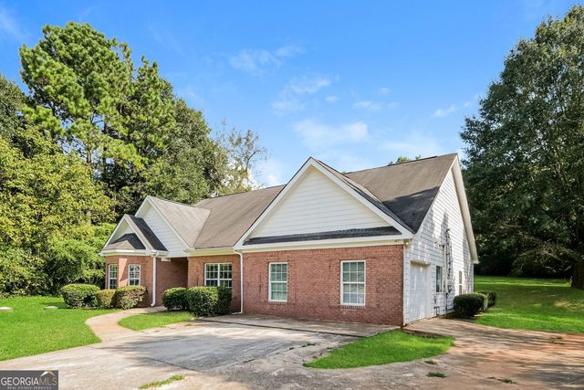 4617 River Road, Ellenwood, GA 30294