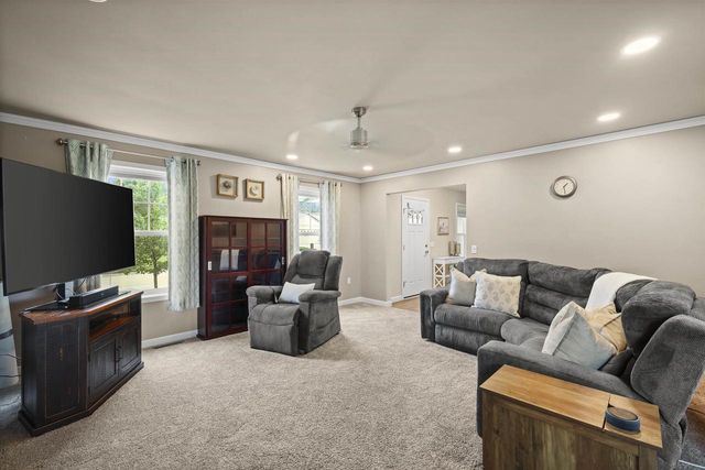 609 Gehin Street, Belleville, WI 53508