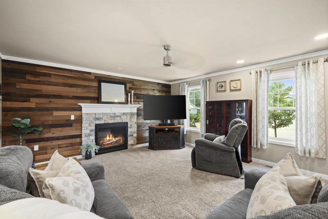 609 Gehin Street, Belleville, WI 53508